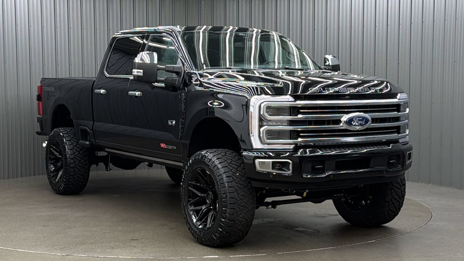Used 2026 Ford F250 Platinum w/ Platinum Plus Package AWD/4WD image 7