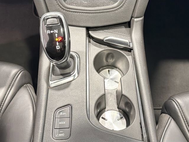 Used 2018 Cadillac XT5 Platinum w/ Driver Assist Package image 15