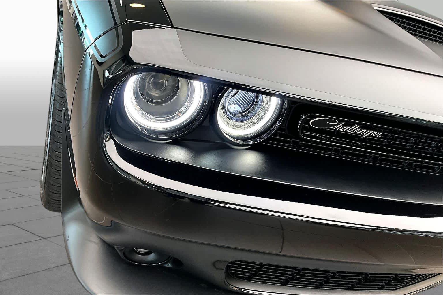 Used 2021 Dodge Challenger R/T Scat Pack w/ T/A Package RWD image 26