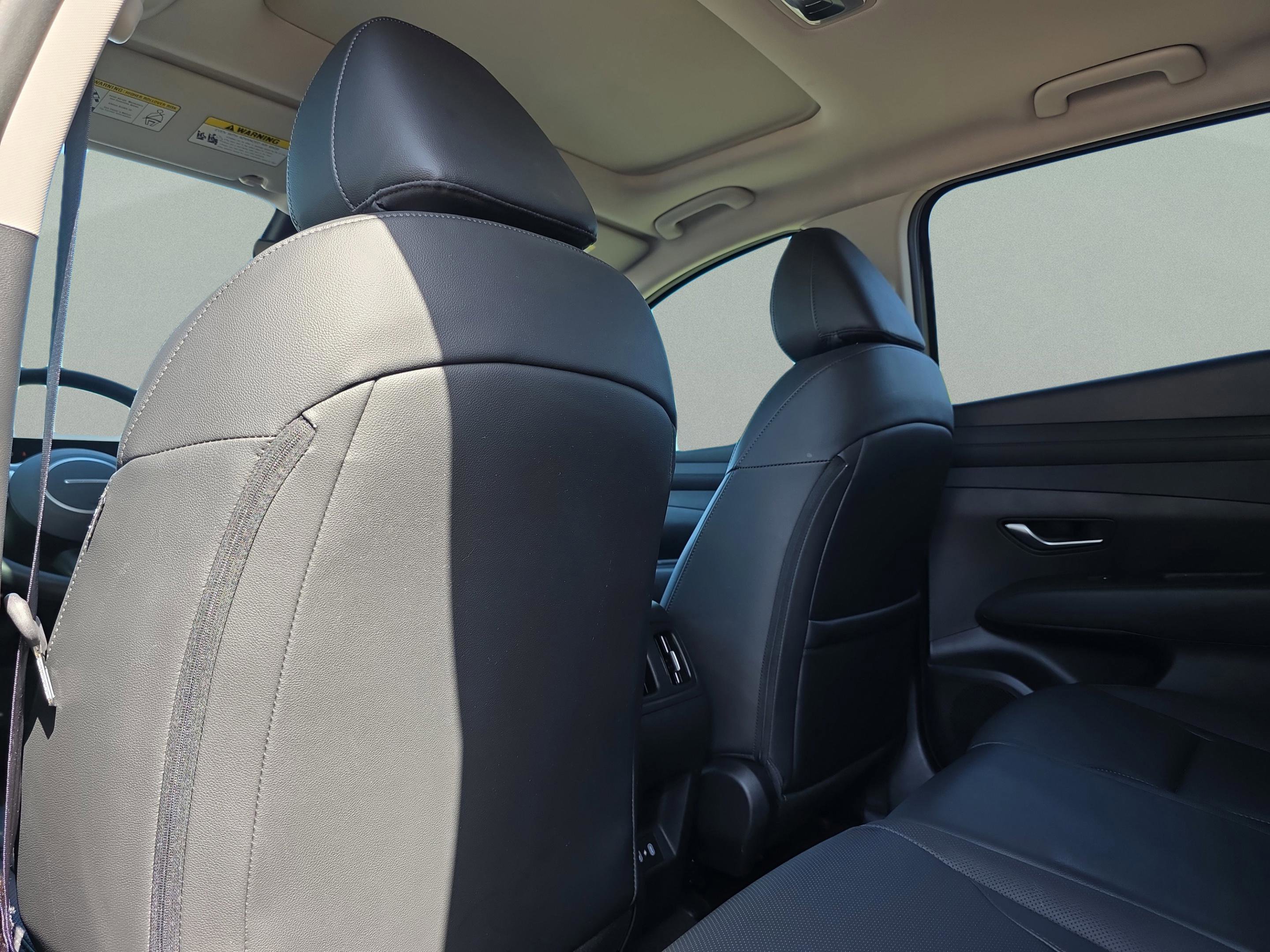 Used 2025 Hyundai Tucson SEL FWD image 17