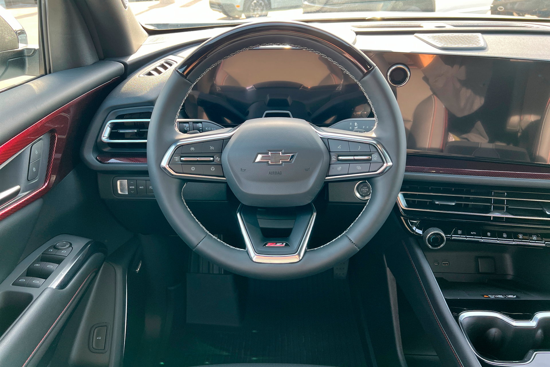 New 2026 Chevrolet Traverse Z71 w/ Enhanced Driving Package image 13