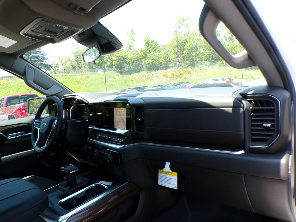 New 2026 Chevrolet Silverado 1500 LT Trail Boss w/ Safety Package AWD/4WD image 14