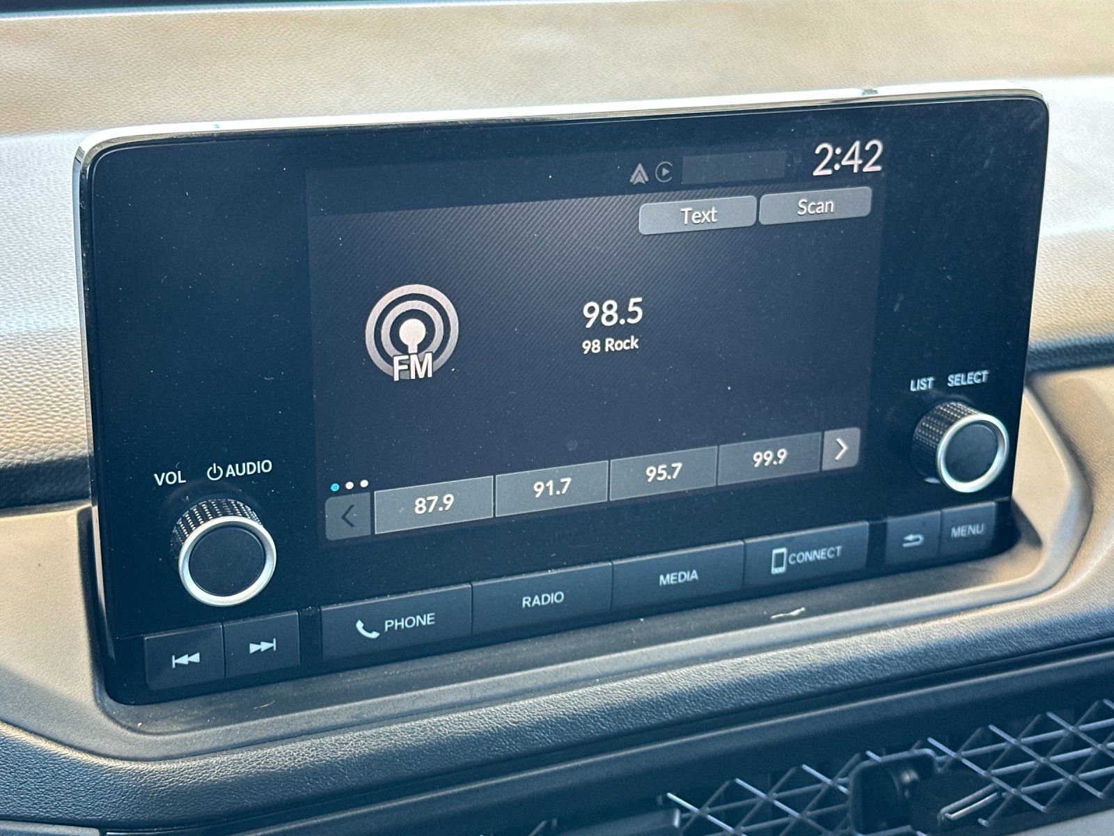 Certified 2025 Honda Accord LX image 17