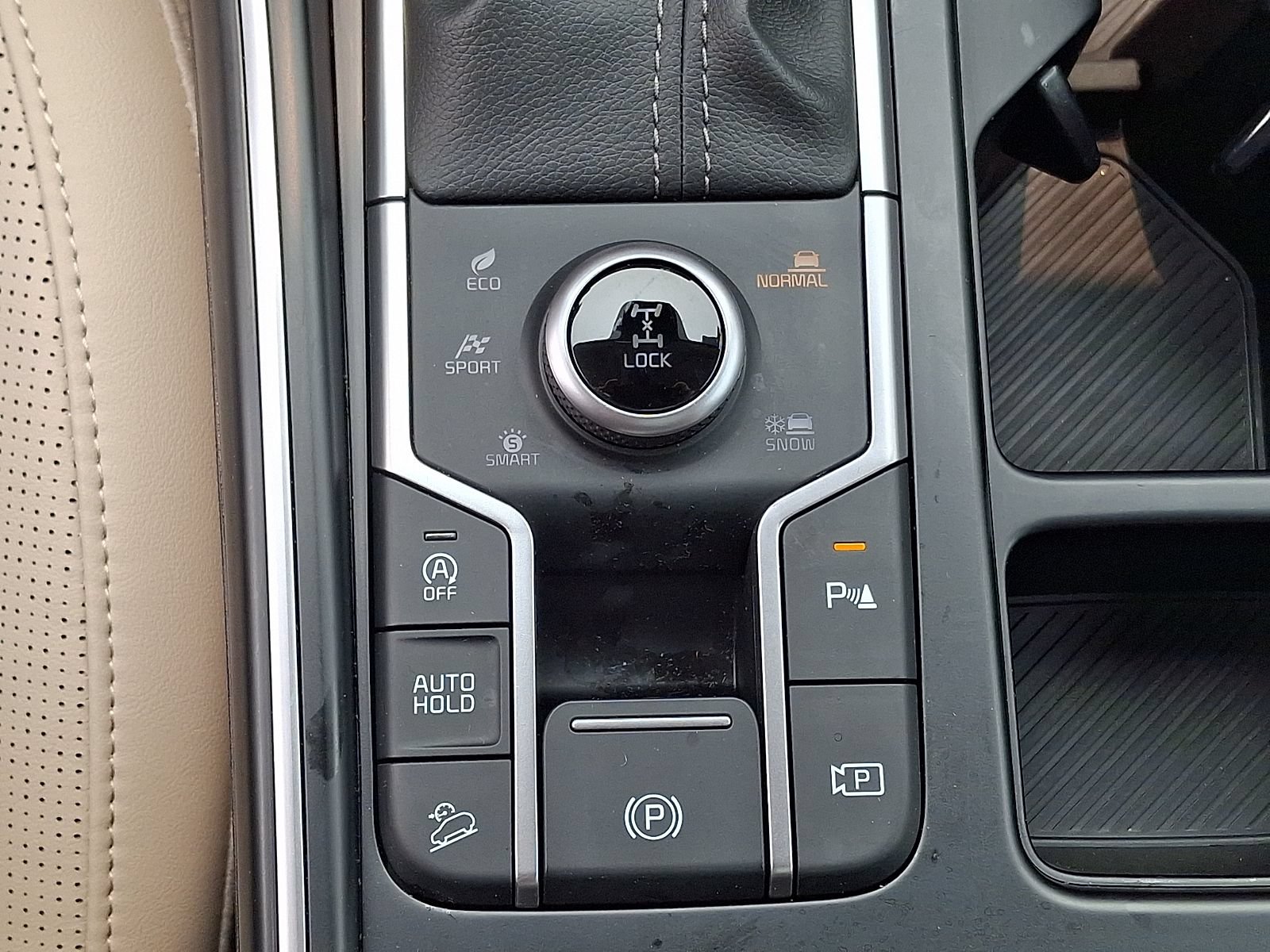Used 2025 Kia Sorento X-Line EX AWD/4WD image 24