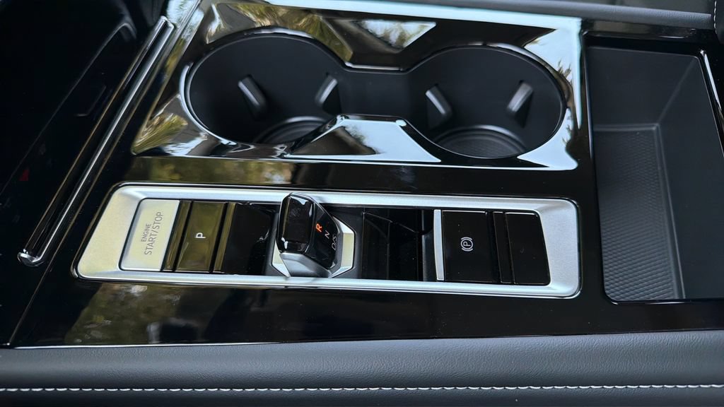New 2026 Volkswagen Atlas SE FWD image 14