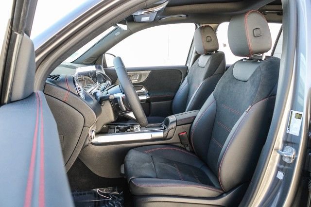 New 2025 Mercedes-Benz EQB 300 4MATIC image 19