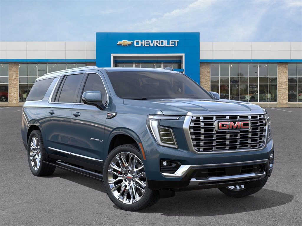 New 2026 GMC Yukon XL Denali w/ Denali Reserve Package image 7