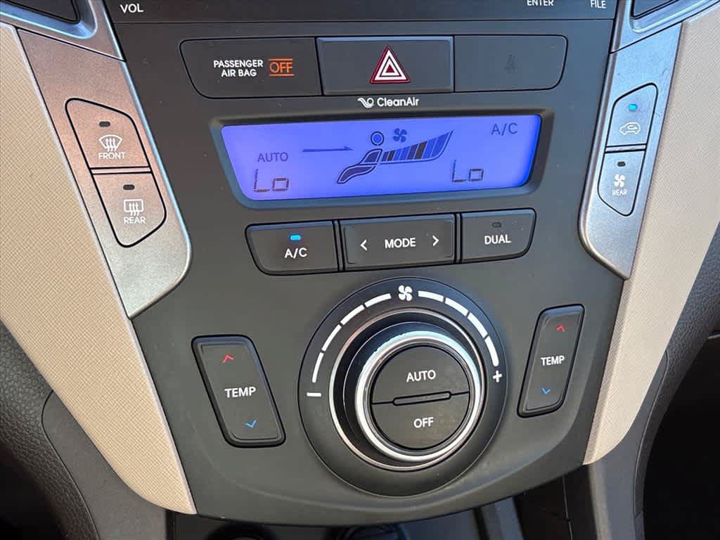Used 2014 Hyundai Santa Fe GLS FWD image 13