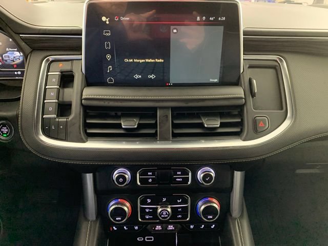 Used 2023 GMC Yukon XL SLT AWD/4WD image 3