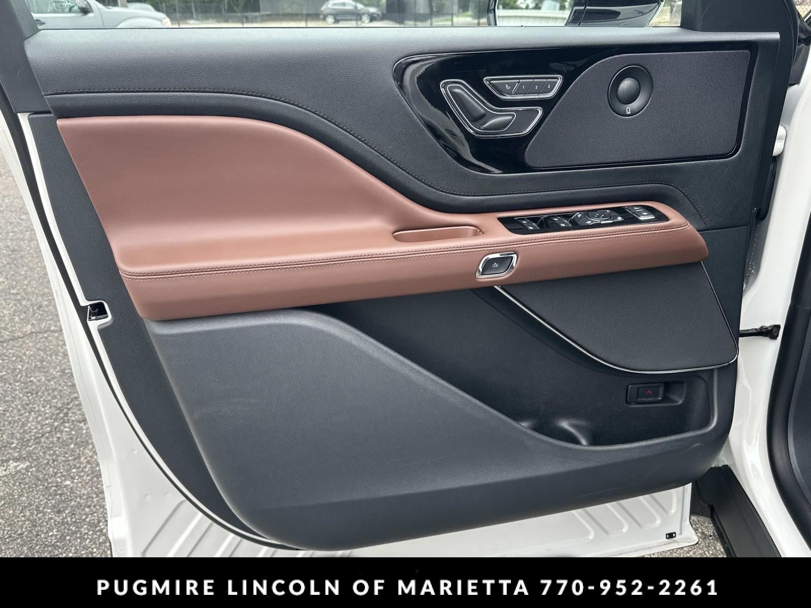 New 2026 Lincoln Aviator Reserve RWD image 10