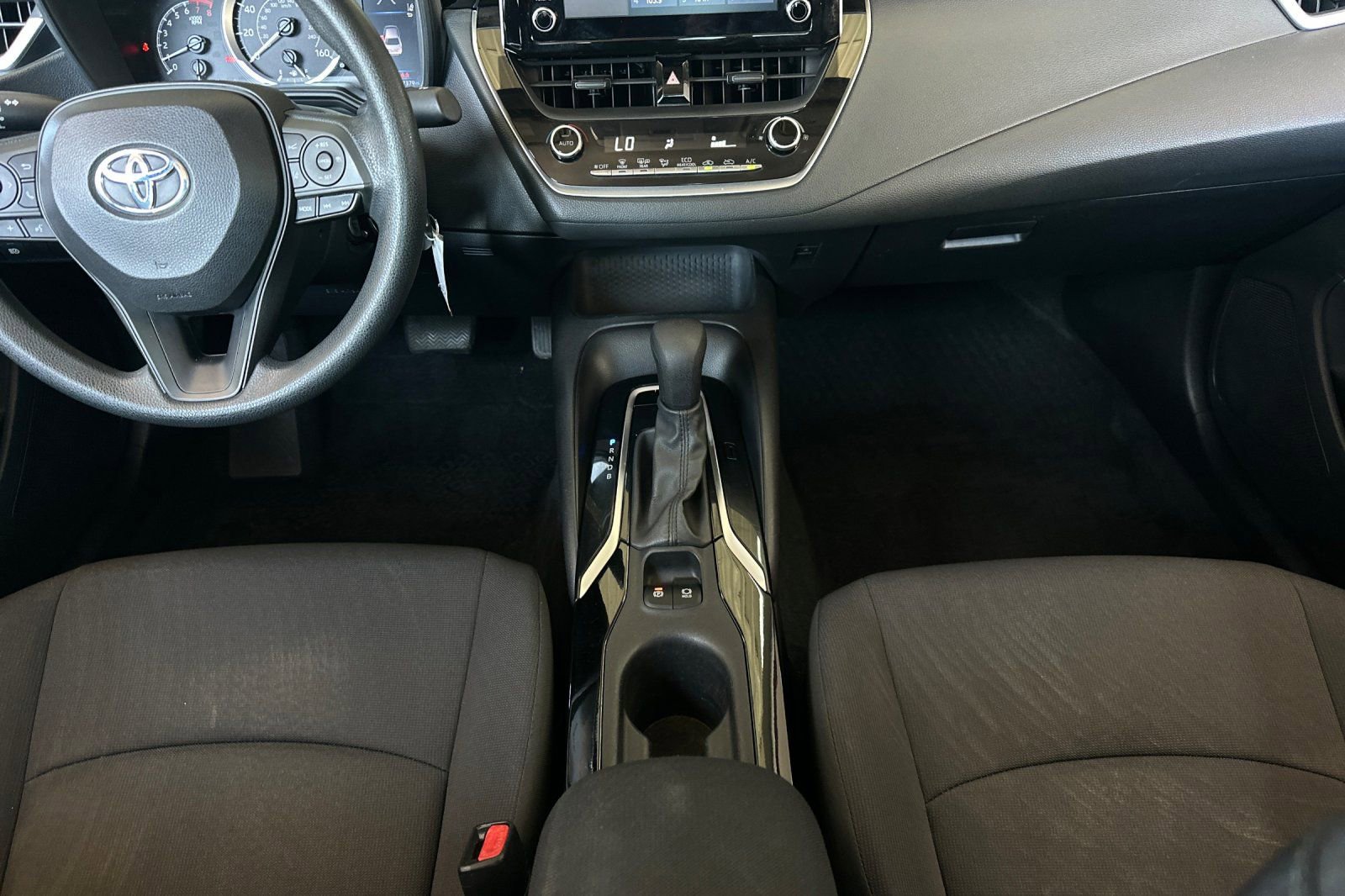 Used 2020 Toyota Corolla LE image 15