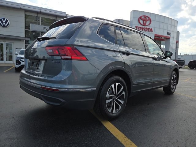 Certified 2024 Volkswagen Tiguan S AWD/4WD image 8