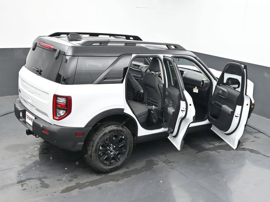 New 2025 Ford Bronco Sport Badlands image 57