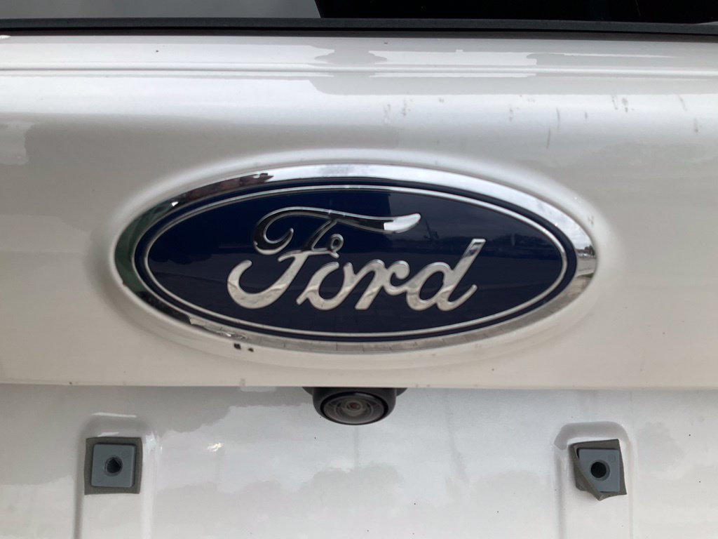 Used 2017 Ford Escape Titanium FWD image 38
