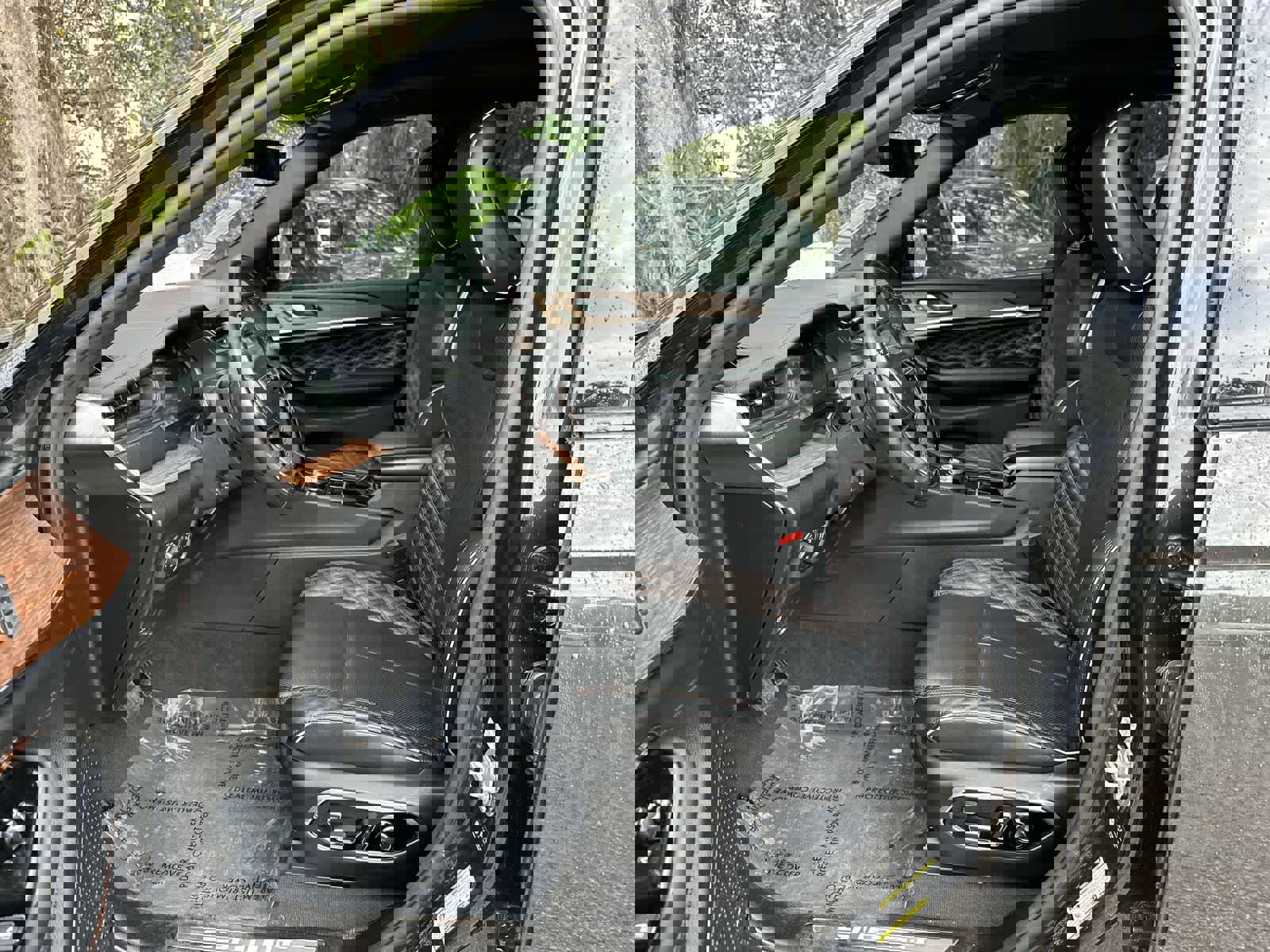 Used 2023 Jeep Grand Cherokee Summit w/ Luxury Tech Group V image 2