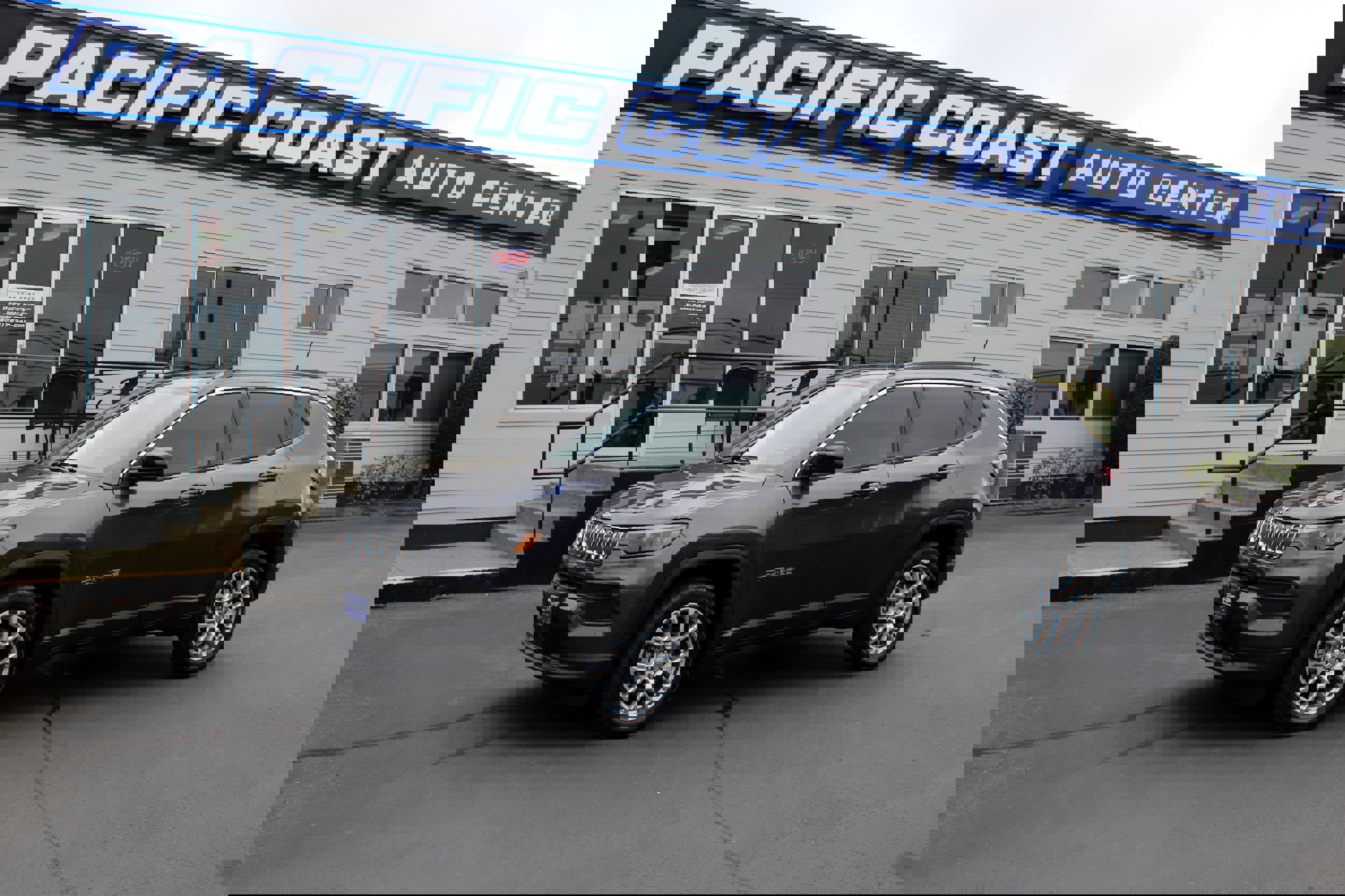 Used 2022 Jeep Compass Latitude w/ Sun and Sound Group