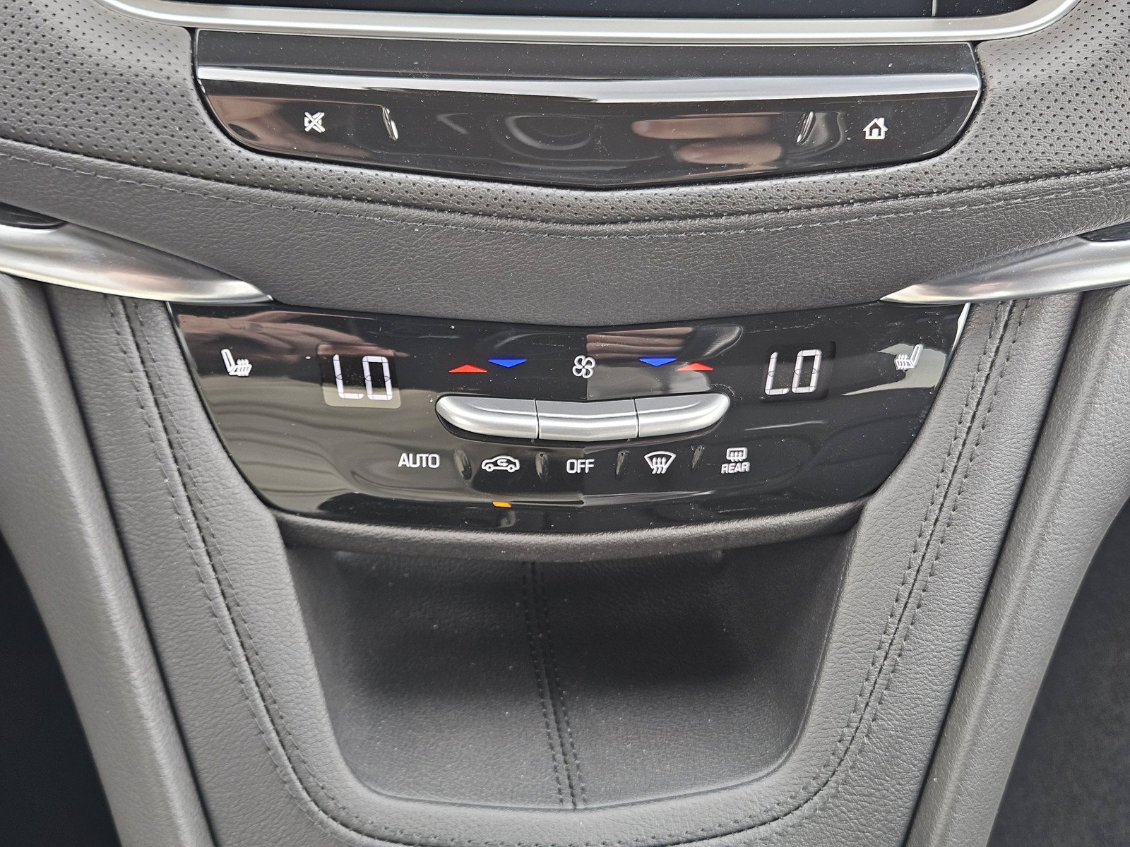 New 2026 Cadillac XT5 Premium Luxury FWD image 13