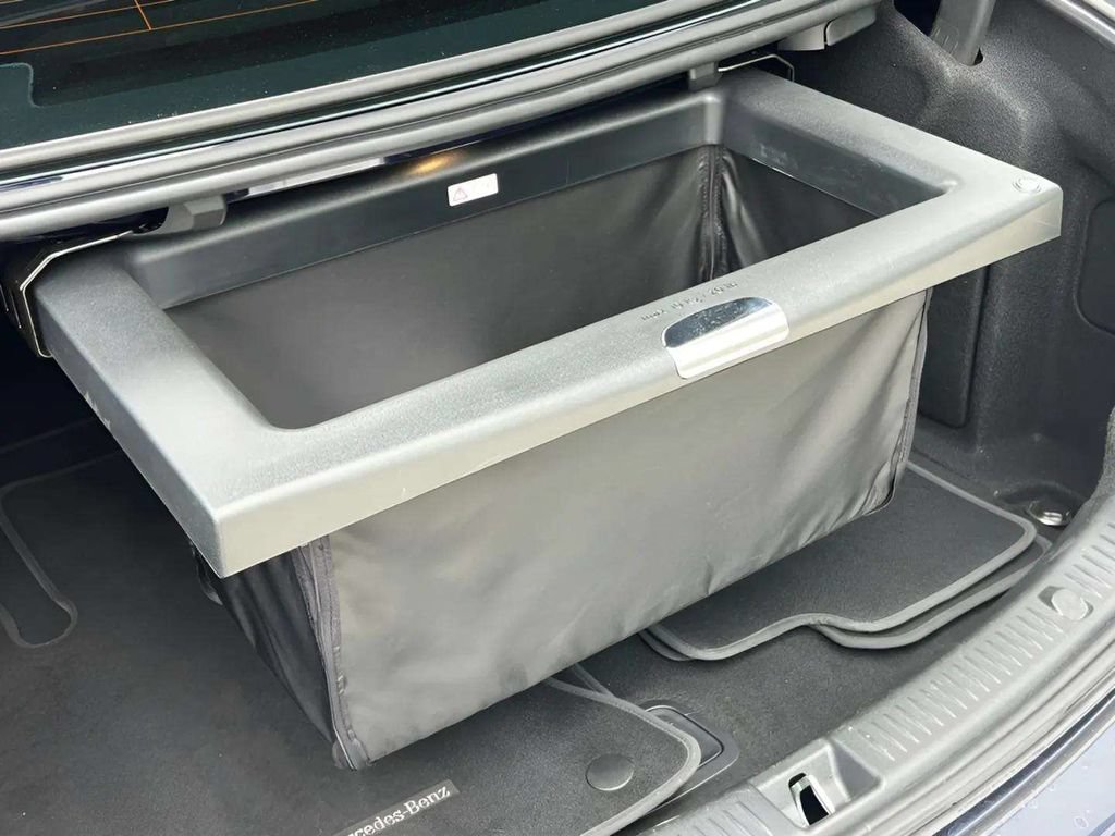 Used 2019 Mercedes-Benz E 300 image 21