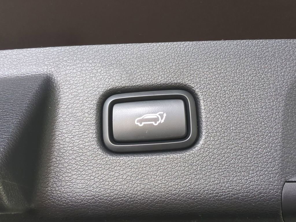 Used 2021 Kia Telluride SX w/ Nightfall Edition Package AWD/4WD image 15
