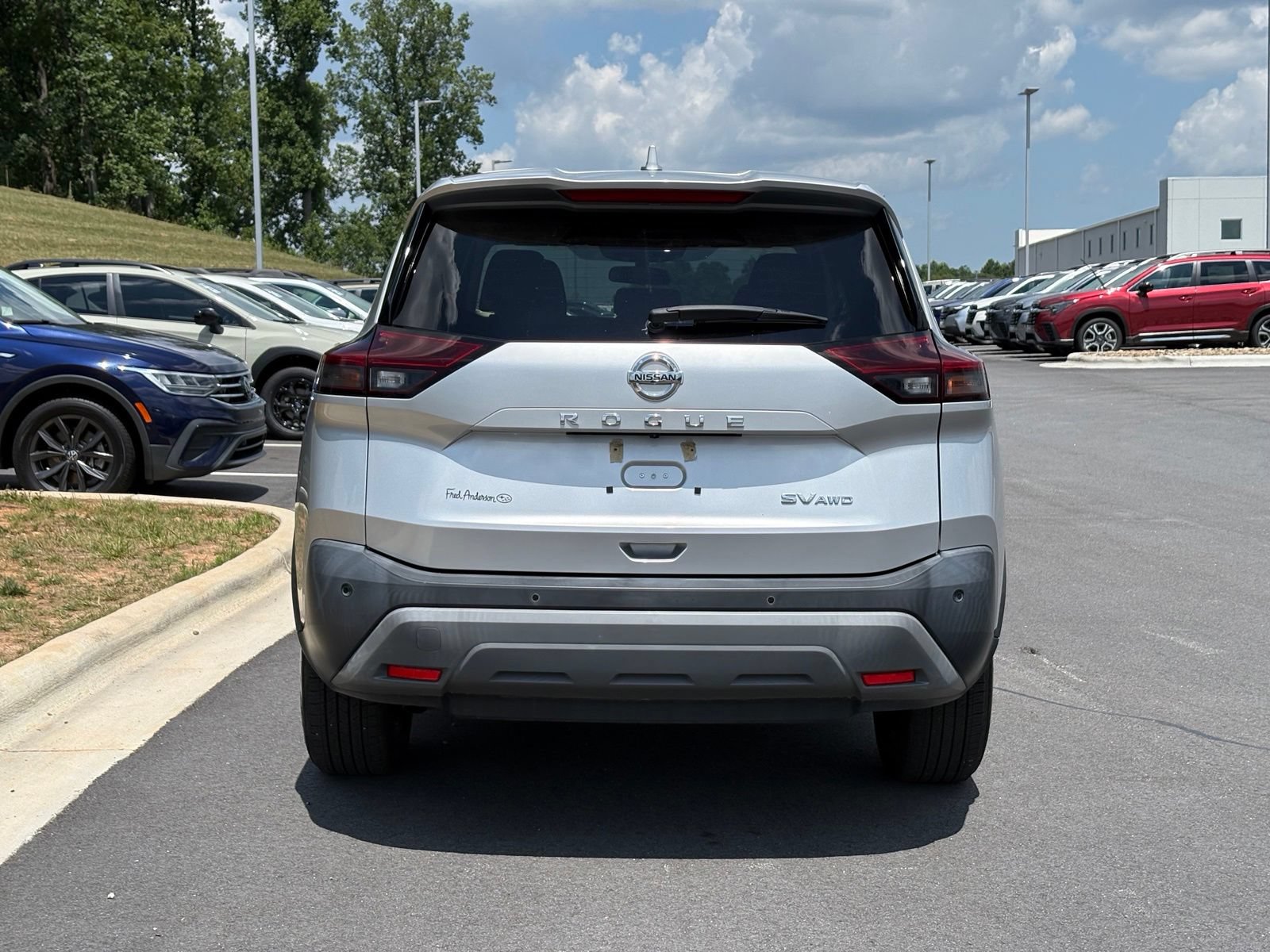 Used 2021 Nissan Rogue SV AWD/4WD image 10
