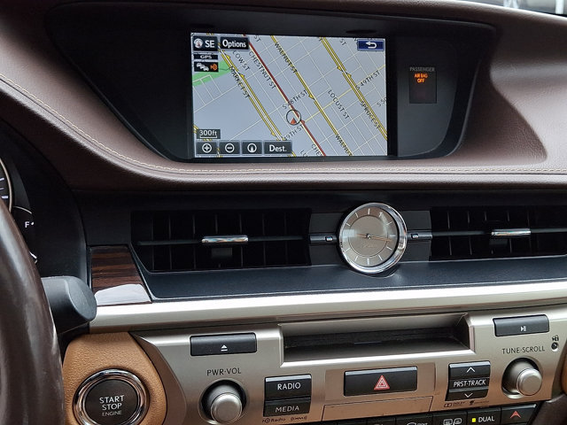 Used 2016 Lexus ES 350 w/ Navigation System Package FWD image 17