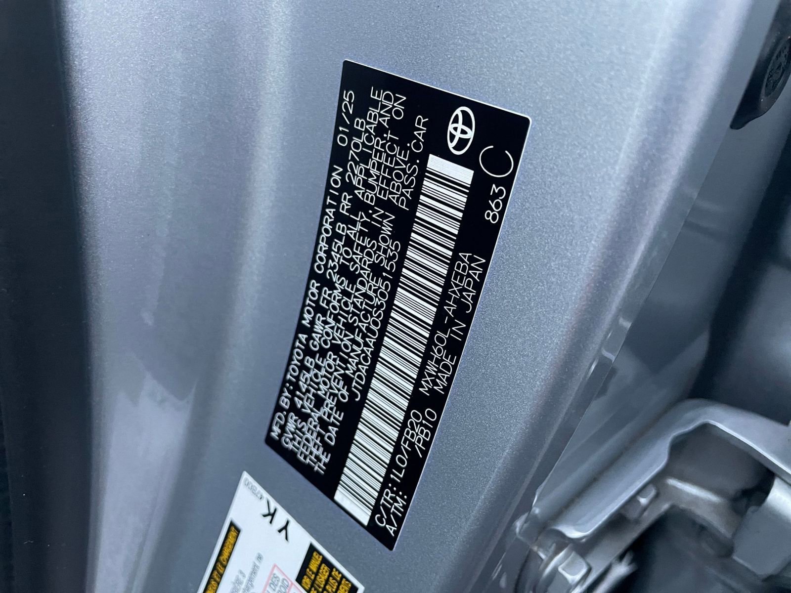 Used 2025 Toyota Prius LE image 29