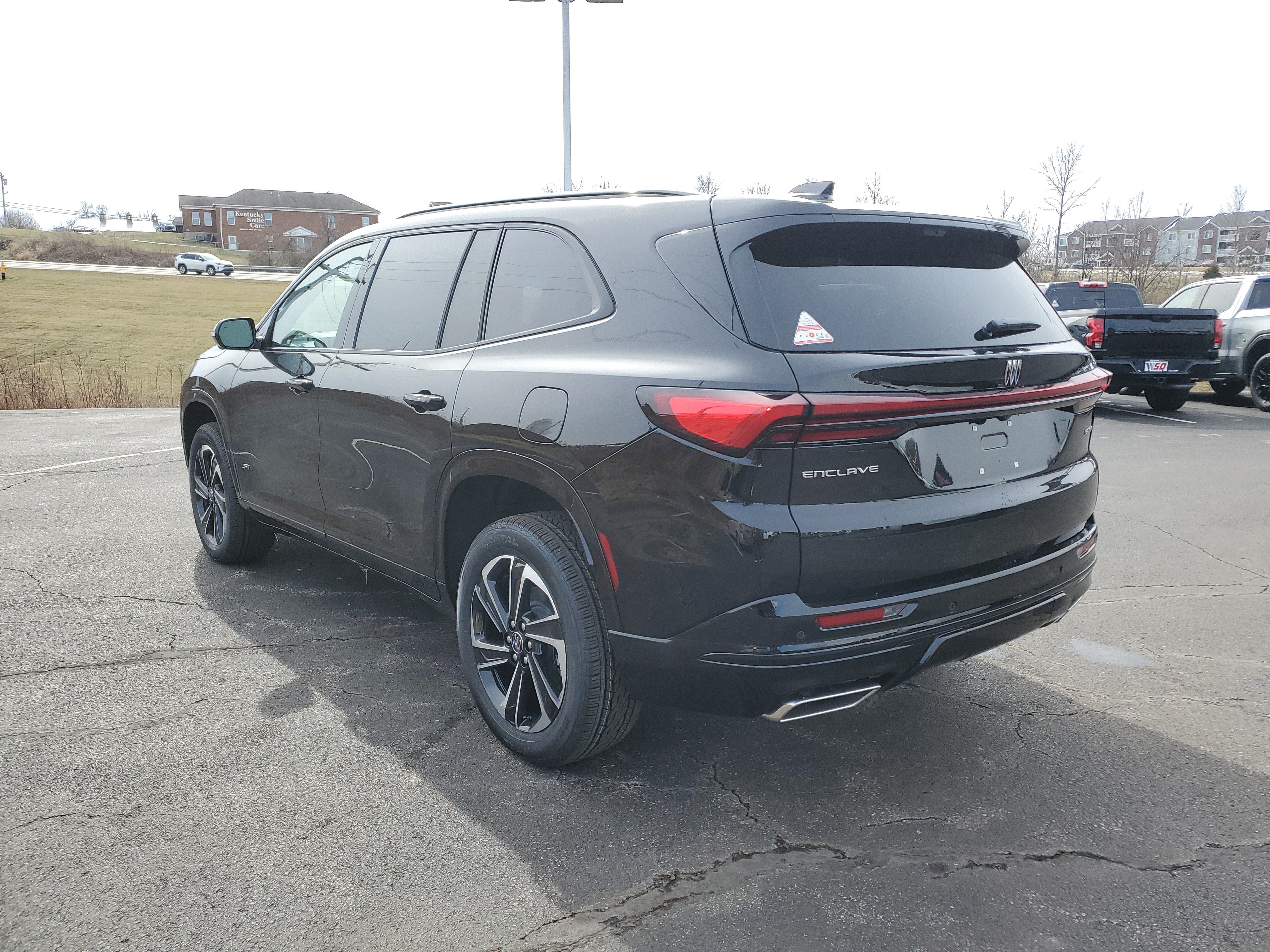 New 2026 Buick Enclave Sport Touring w/ Power Package FWD image 7