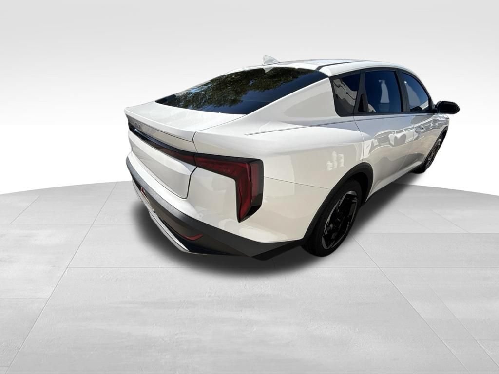 Certified 2025 Kia K4 GT-Line Turbo FWD image 7