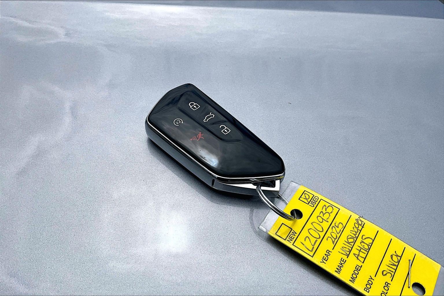 Used 2025 Volkswagen Atlas SEL AWD/4WD image 36