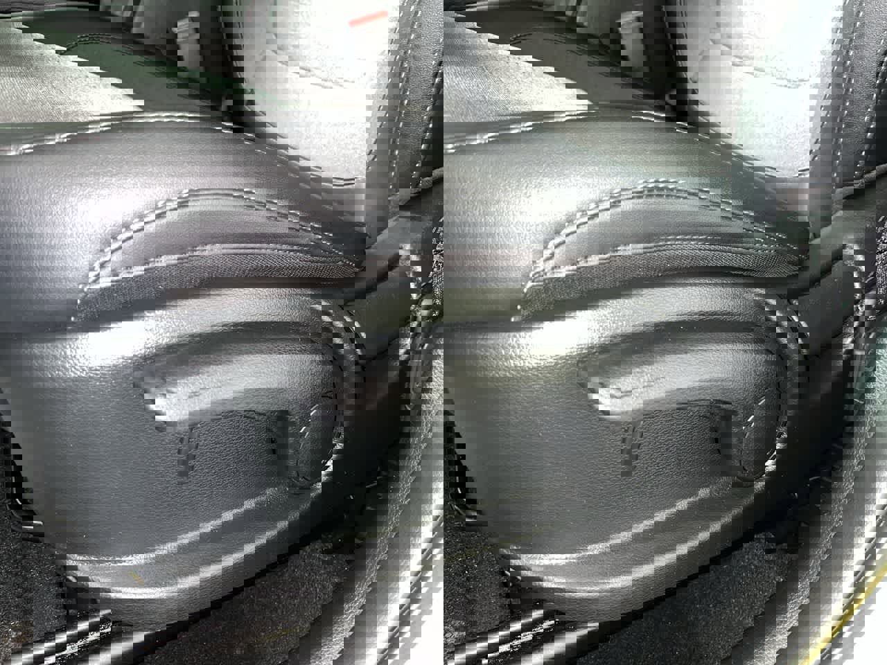 Used 2023 Kia Seltos S w/ Navigation Package image 14