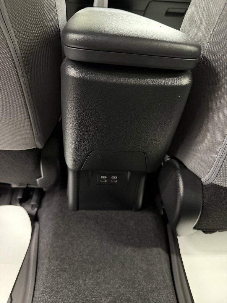 Used 2023 Toyota Prius LE image 27