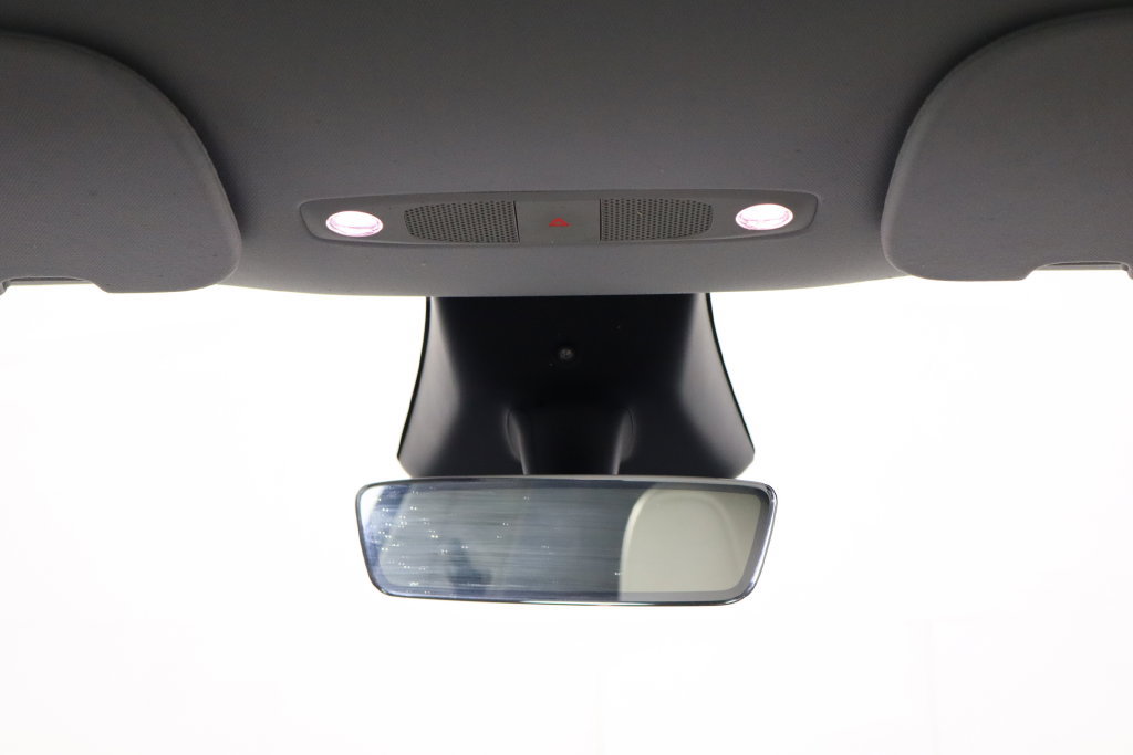 Used 2023 Tesla Model Y Long Range AWD/4WD image 19