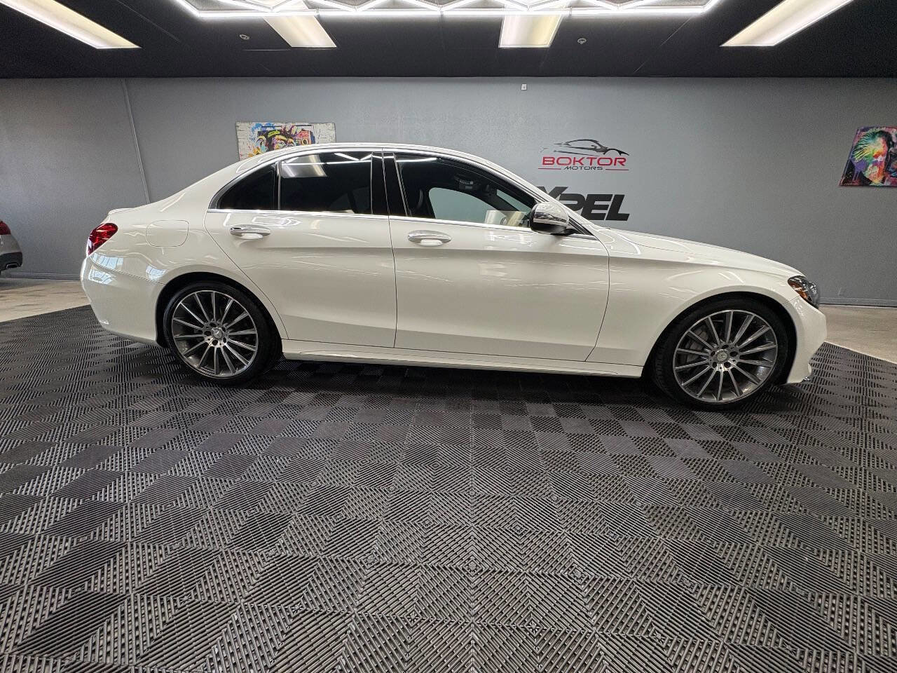 Used 2016 Mercedes-Benz C 300 Luxury image 10