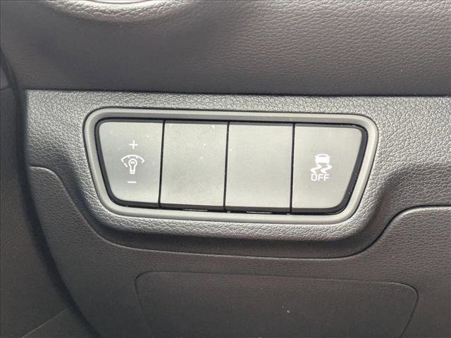 Used 2024 Kia Forte LXS image 11