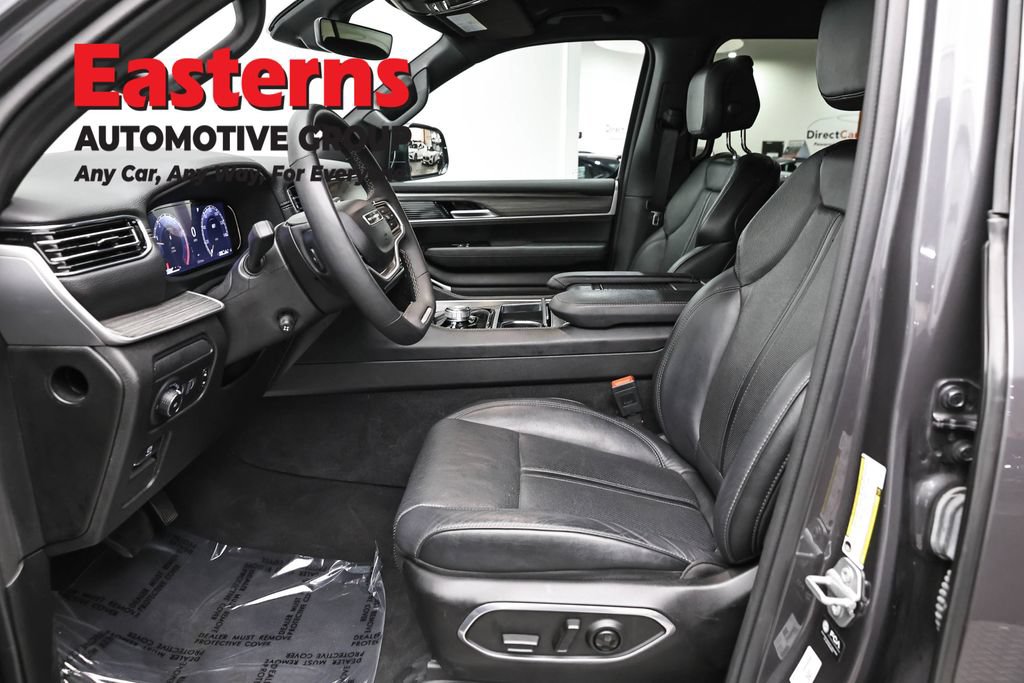 Used 2024 Jeep Wagoneer Series II AWD/4WD image 14