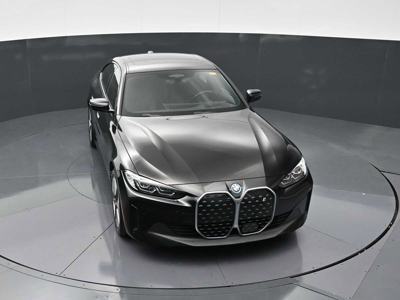 Certified 2023 BMW i4 eDrive35 image 18