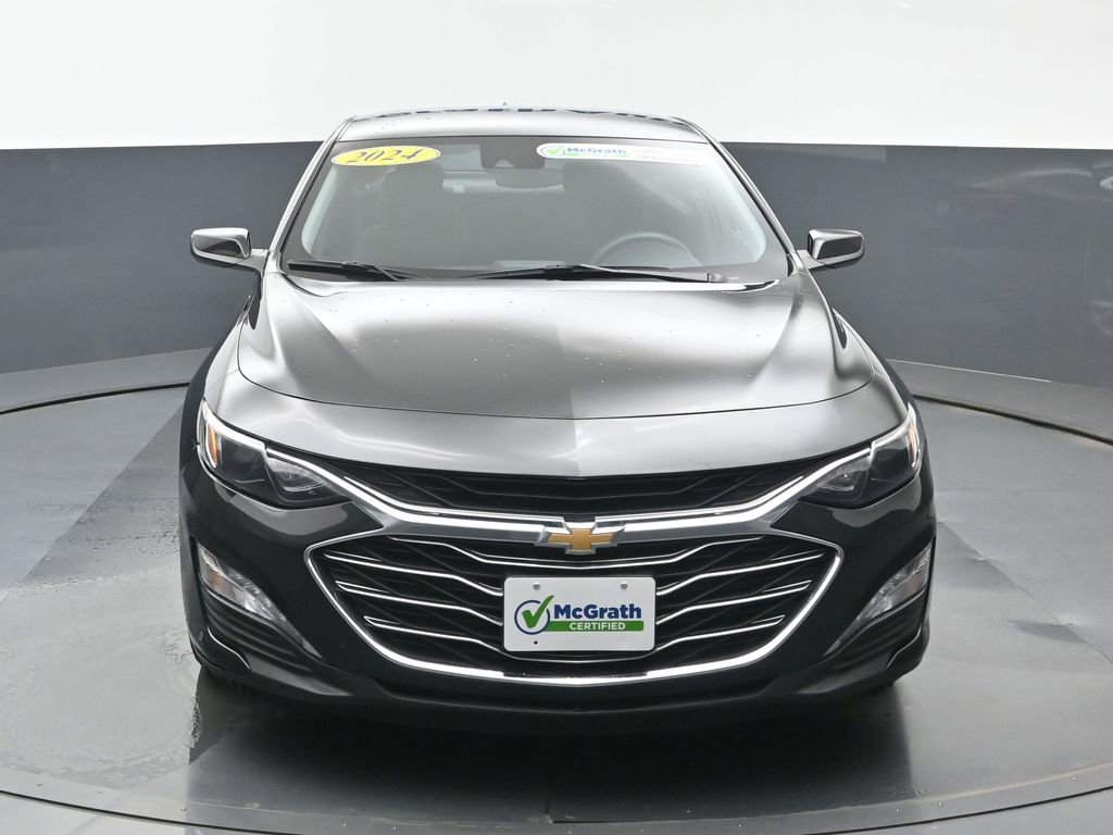 Used 2024 Chevrolet Malibu LT image 3