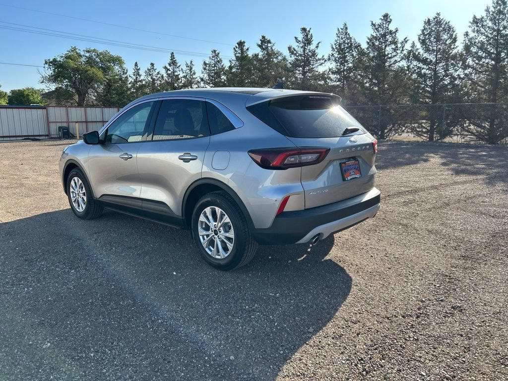 Used 2024 Ford Escape Active FWD image 4