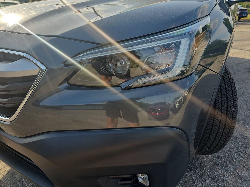 Used 2021 Subaru Outback Premium AWD/4WD image 27