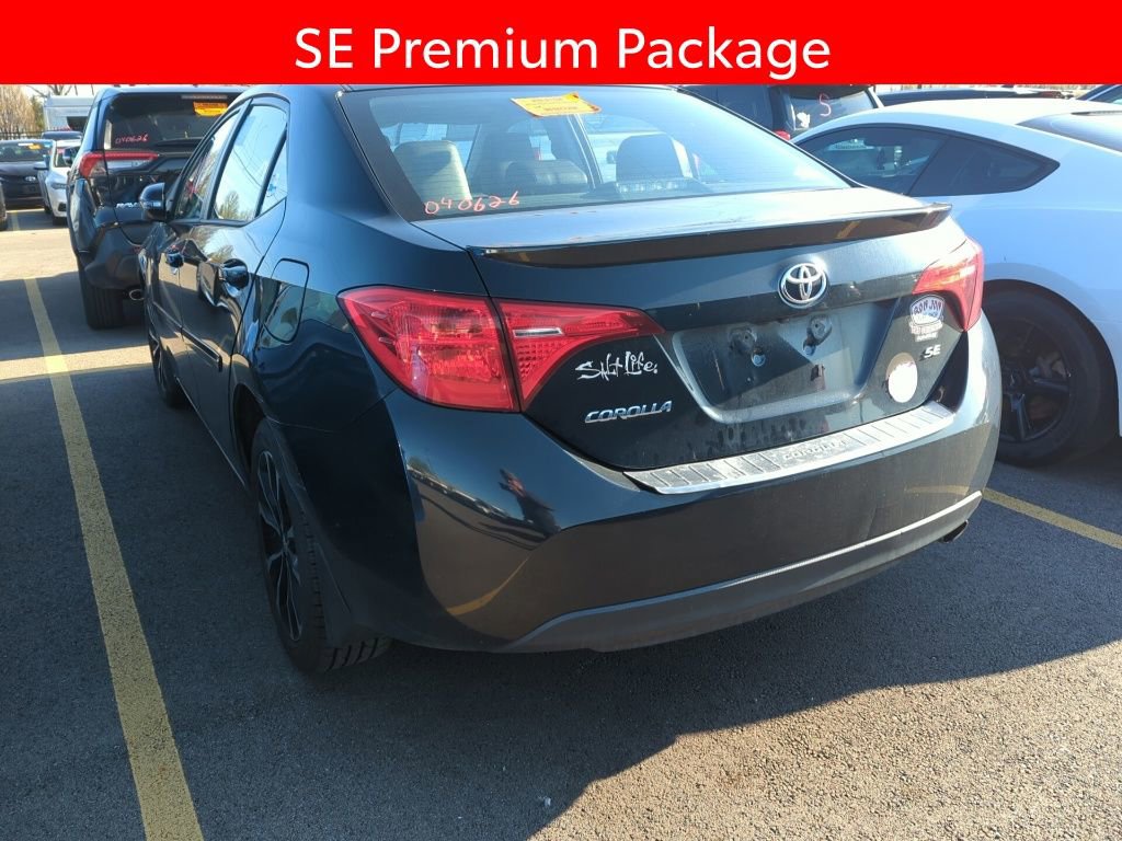 Used 2018 Toyota Corolla SE w/ SE Premium Package image 4