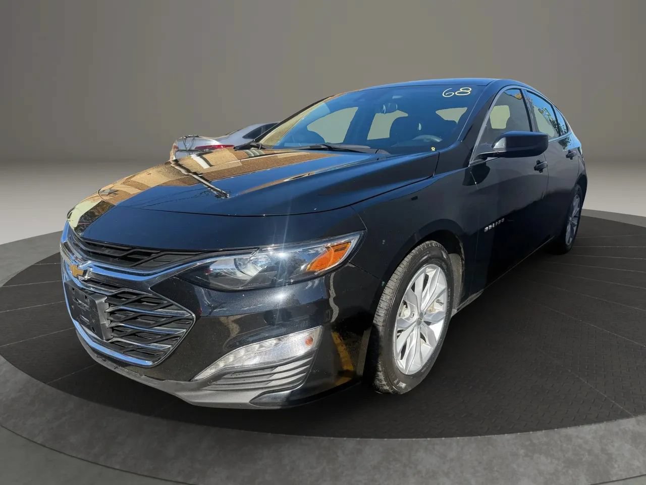 Used 2023 Chevrolet Malibu LT FWD image 1