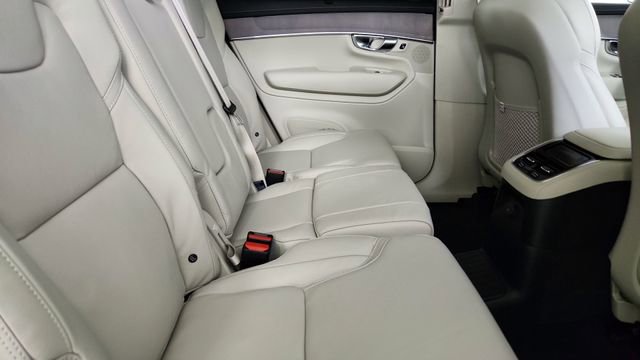 New 2026 Volvo XC90 T8 Ultra w/ Protection Package AWD/4WD image 36