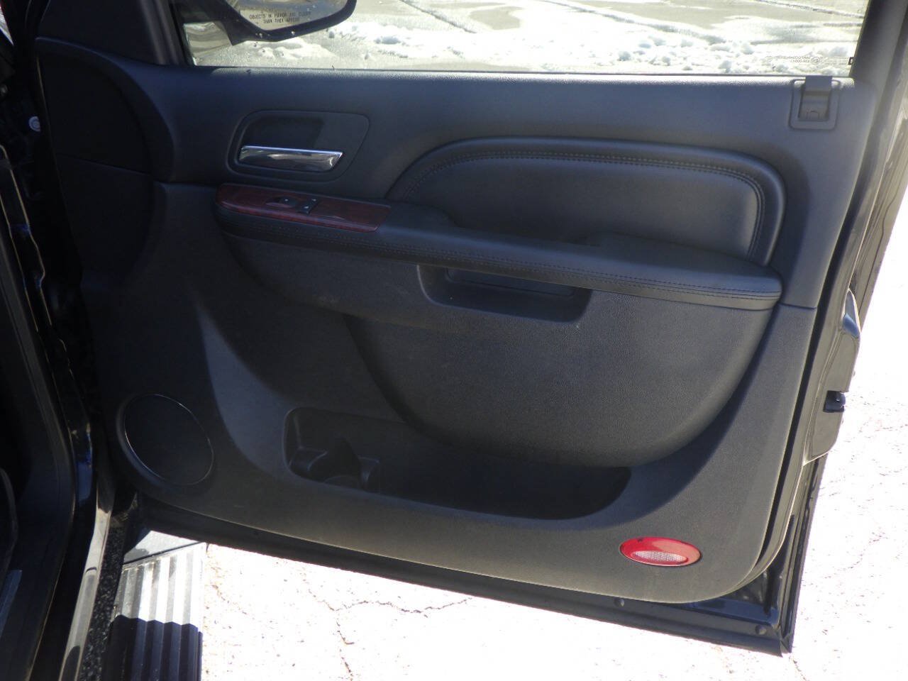 Used 2012 Cadillac Escalade ESV Premium AWD/4WD image 15