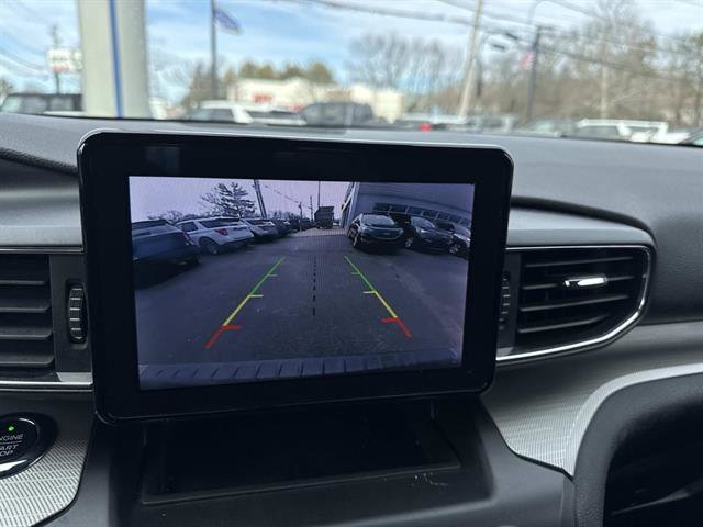 Used 2020 Ford Explorer XLT w/ Equipment Group 202A image 38