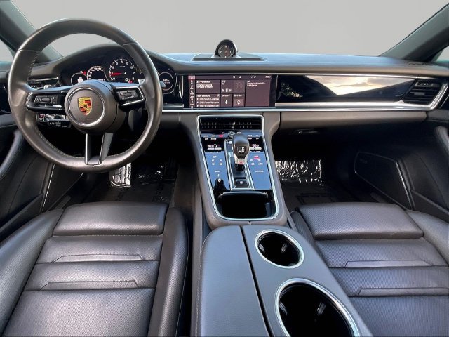 Used 2021 Porsche Panamera RWD image 9