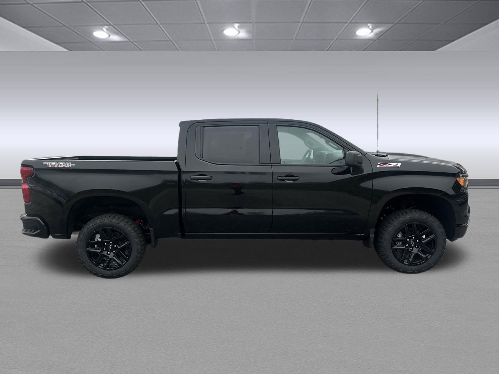 New 2026 Chevrolet Silverado 1500 Custom Trail Boss w/ LPO, Dark Essentials Package AWD/4WD image 2