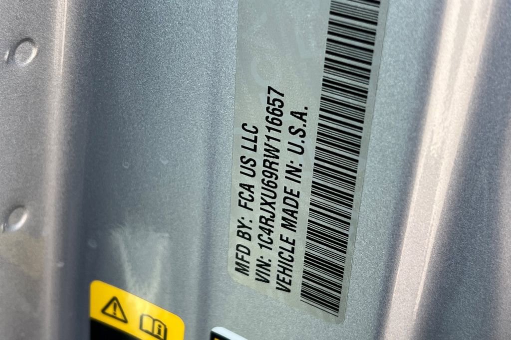 Used 2024 Jeep Wrangler High Altitude image 29