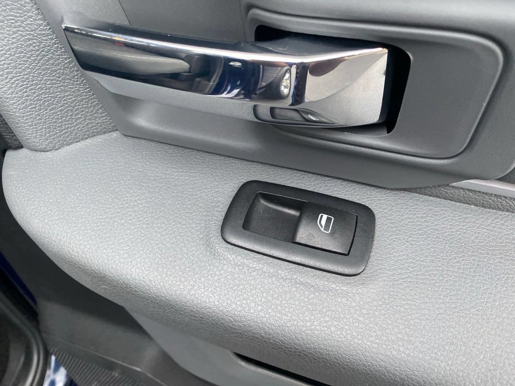 Used 2017 RAM 1500 Big Horn AWD/4WD image 47