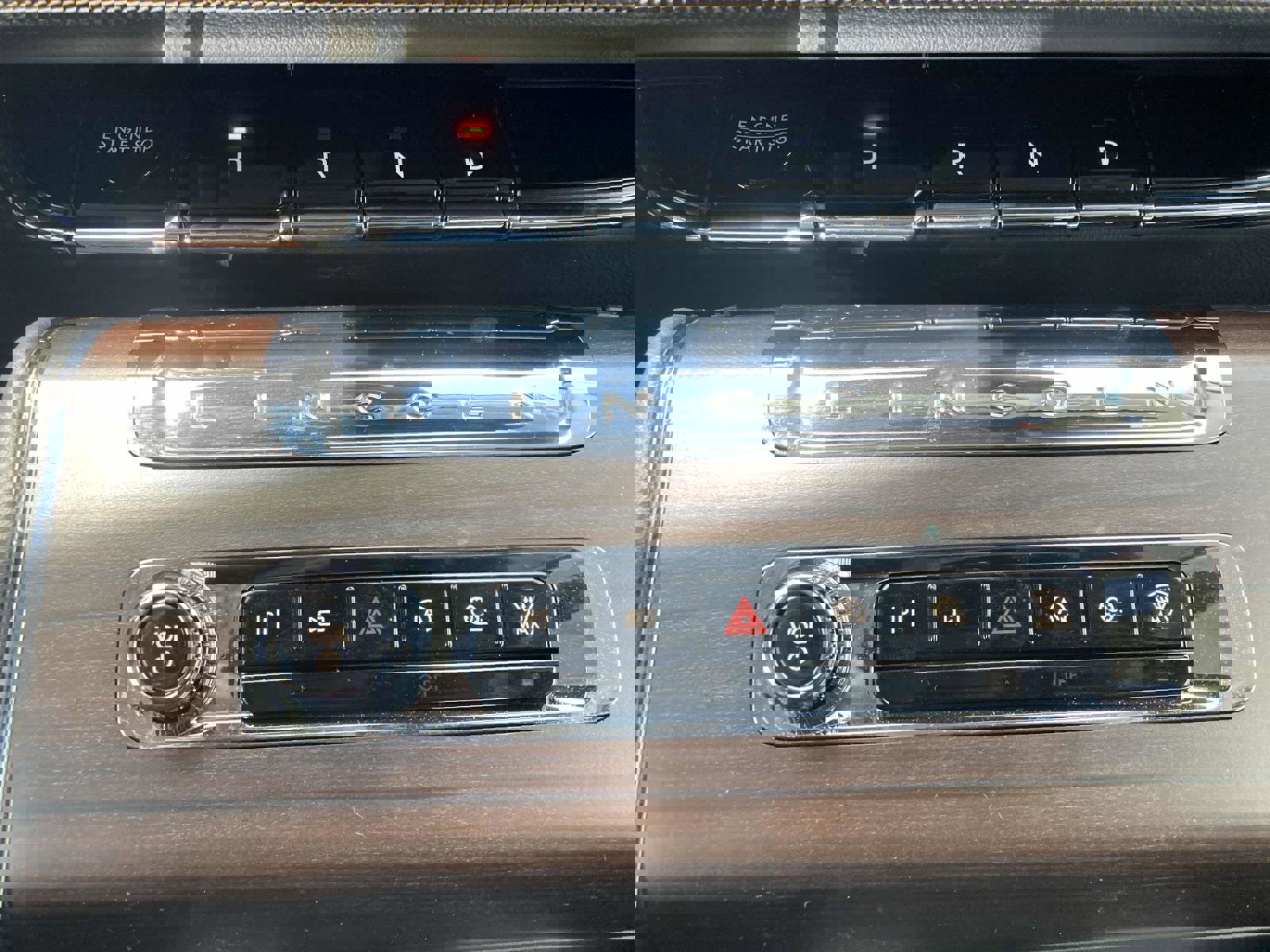 New 2025 Lincoln Aviator Reserve w/ Jet Appearance Package image 26