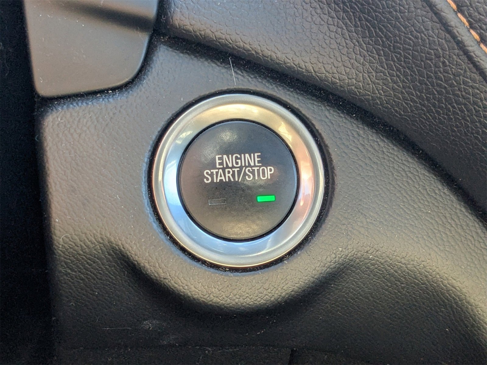 Used 2018 Chevrolet Equinox LT w/ Sun & Infotainment Package image 41